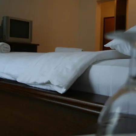 Maksumic Motel 3*