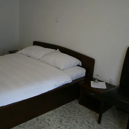 Motel Maksumic 3*